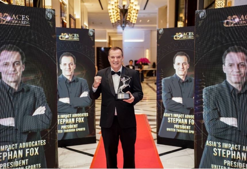 Stephan Fox es distinguido con el ACES Award como Defensor del Impacto en Asia